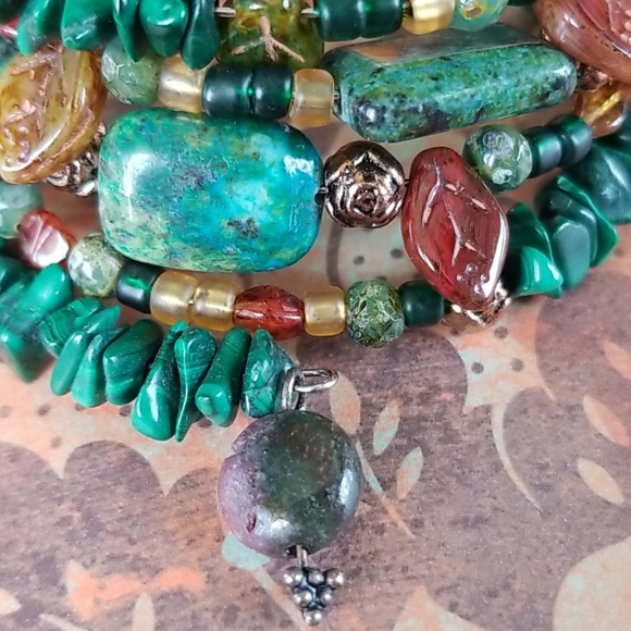 NWT Semi-precious Stone Beaded Wrap Bracelet - Picture 6 of 16